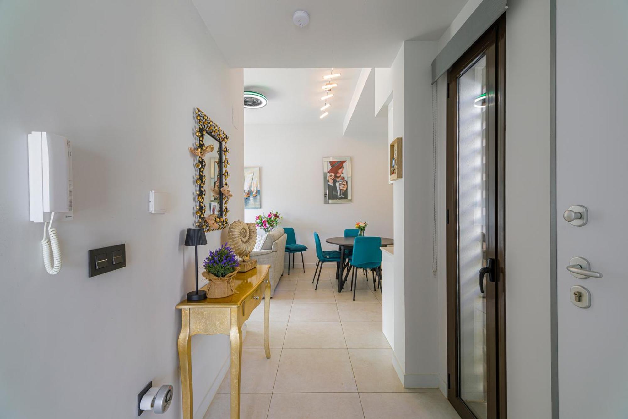 Luxe Met Verwarmd Zwembad